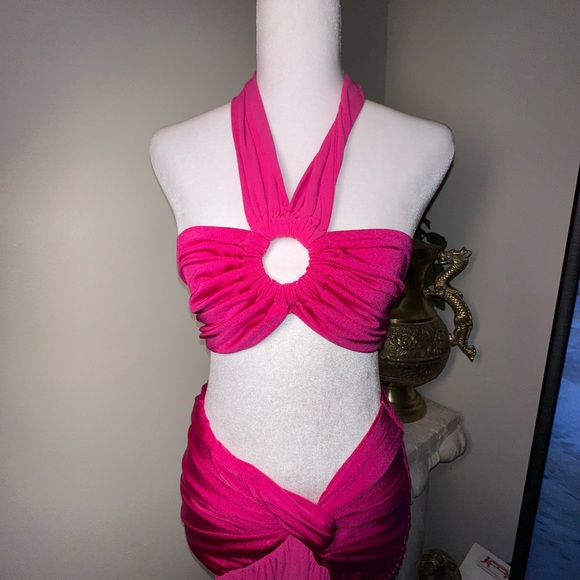 Edge Two Piece Pink Set - Picture 10 of 13